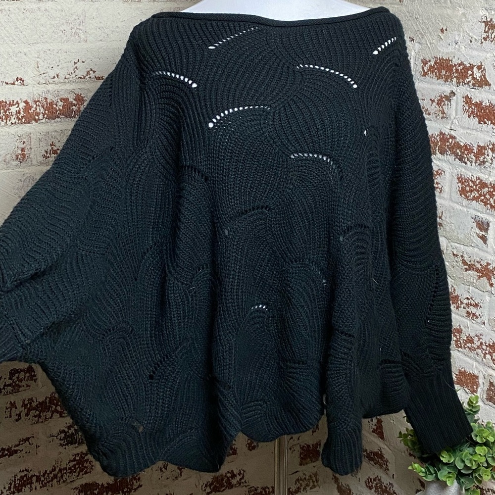 Boxy sweater